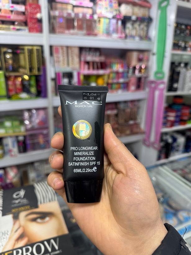 کرم پودر //مک//تیوپی