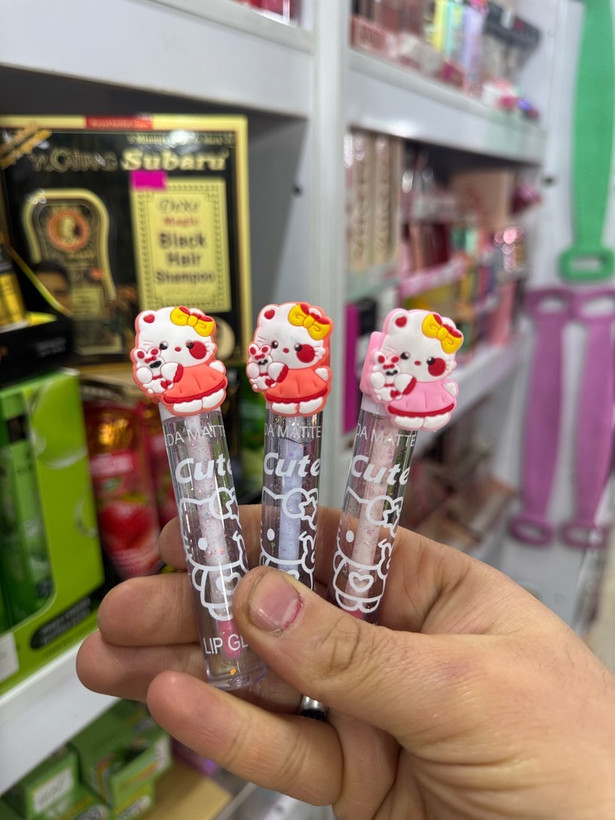 تینت لب کیتی