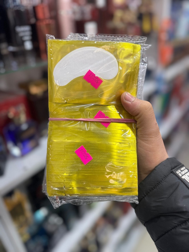 چسب زیر چشم