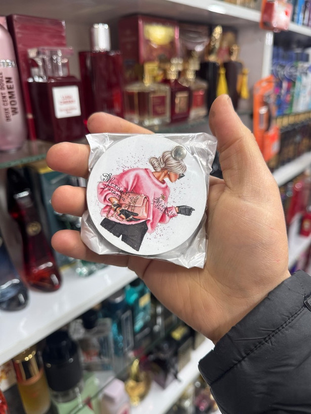 اینه چوبی معمولی